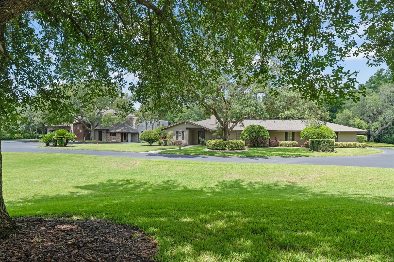 O6335062 Property Photo