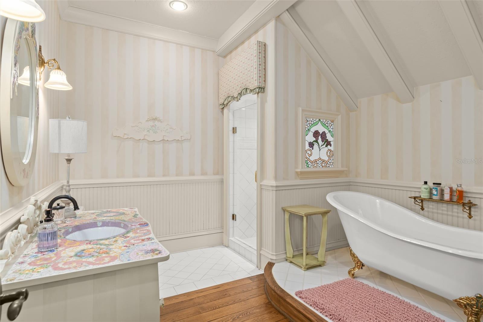 O6335062 Property Photo