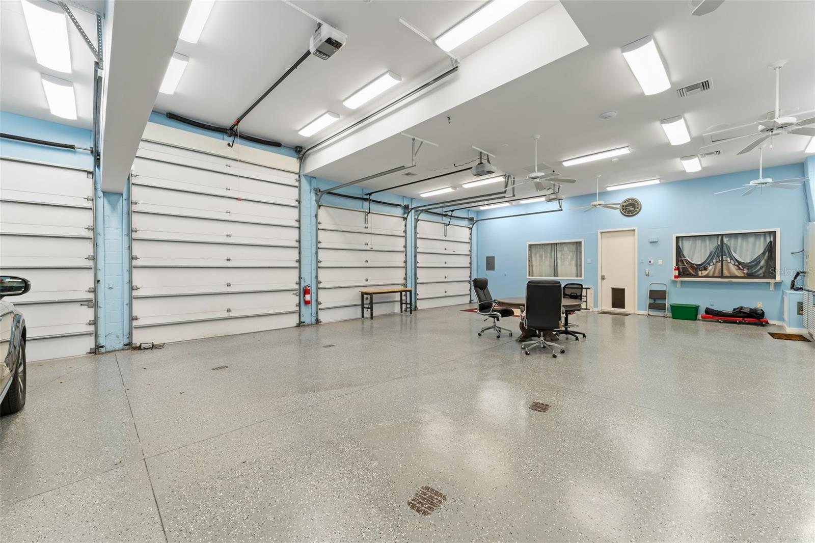 O6335062 Property Photo