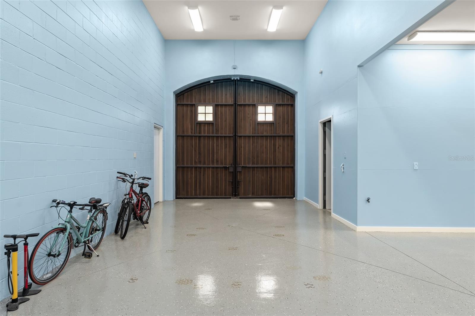 O6335062 Property Photo