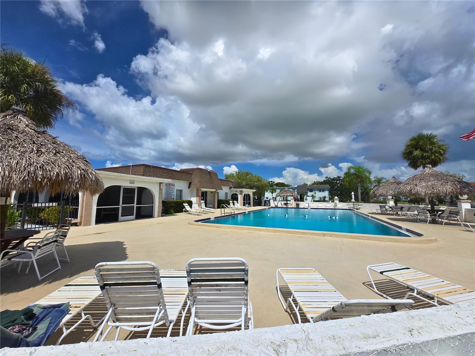 TB8416516 Property Photo