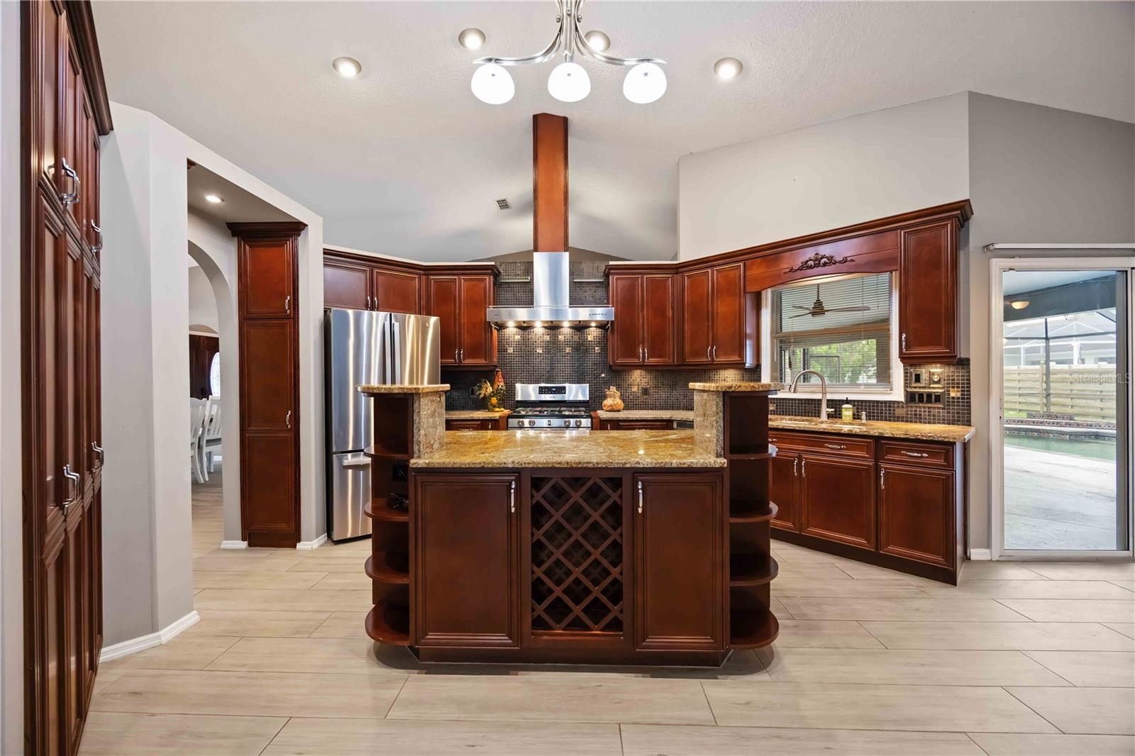 4518 DOVER STREET CIR E, BRADENTON, FL, 34203