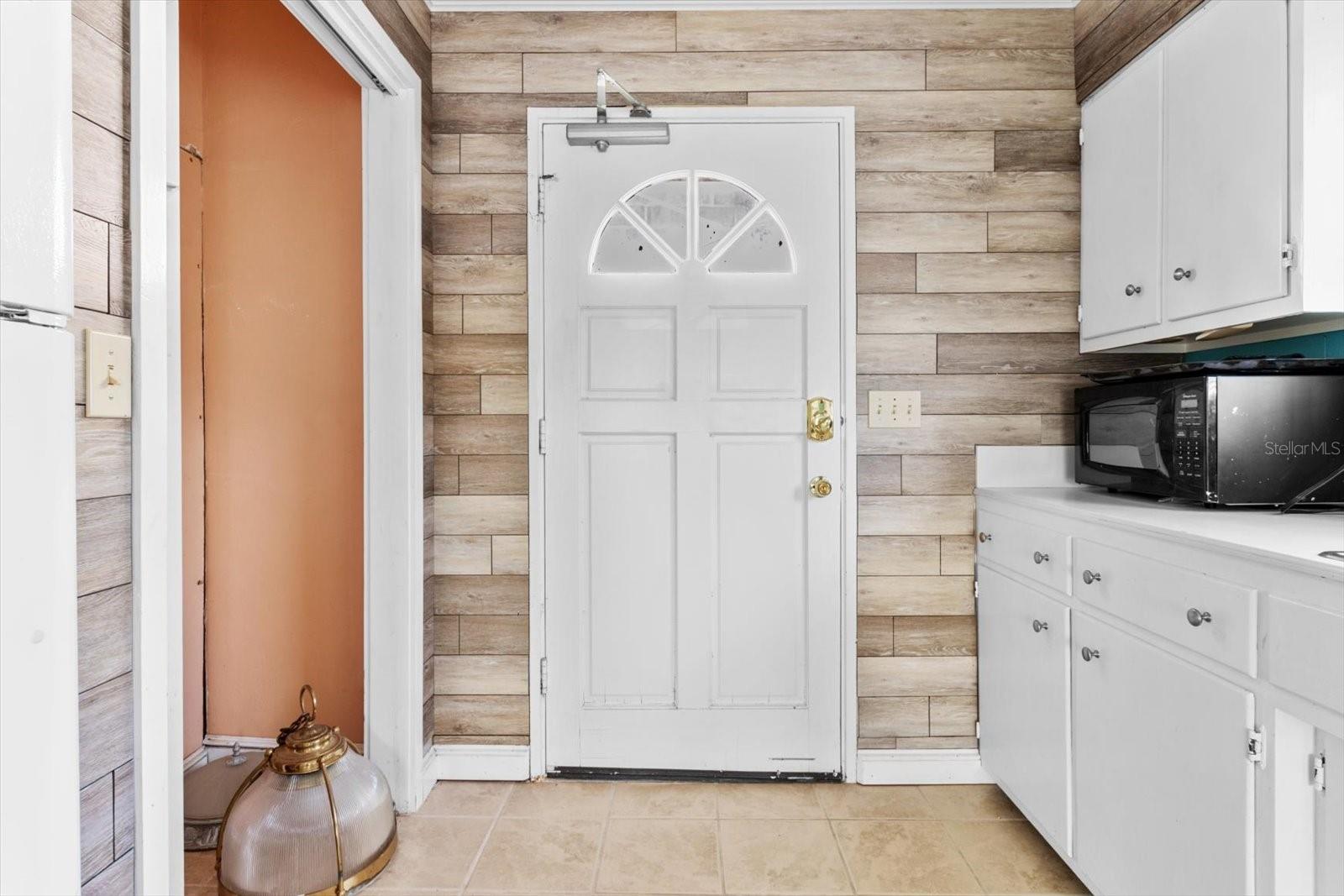 G5100737 Property Photo