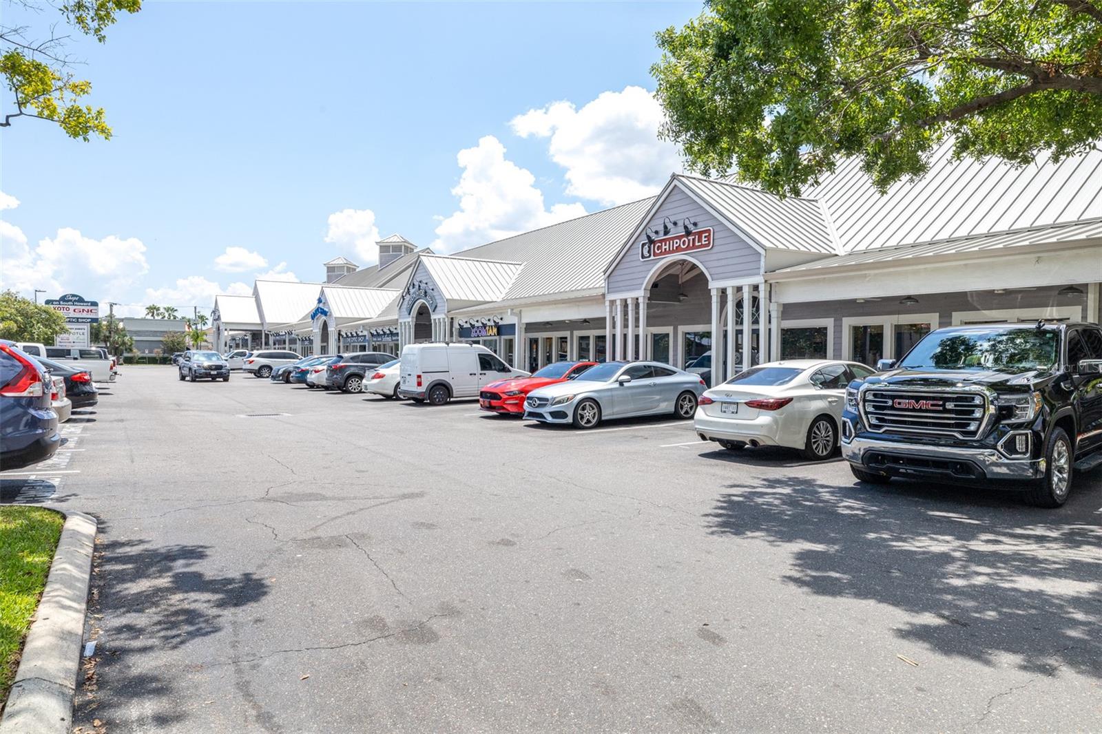 Restaurants within walking distance