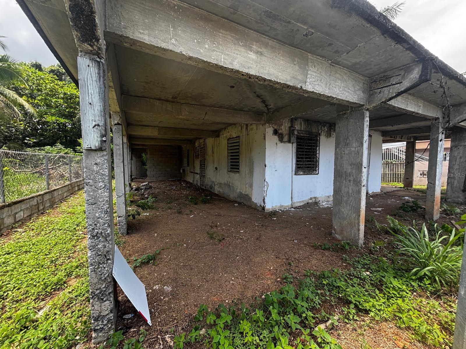 PR9115431 Property Photo