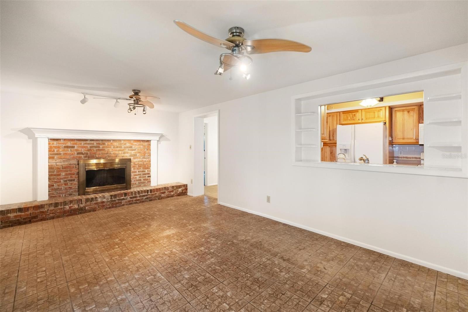 1353 VIEWTOP DR, CLEARWATER, FL, 33764