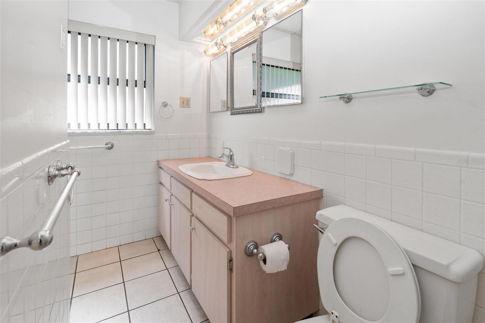 1353 VIEWTOP DR, CLEARWATER, FL, 33764