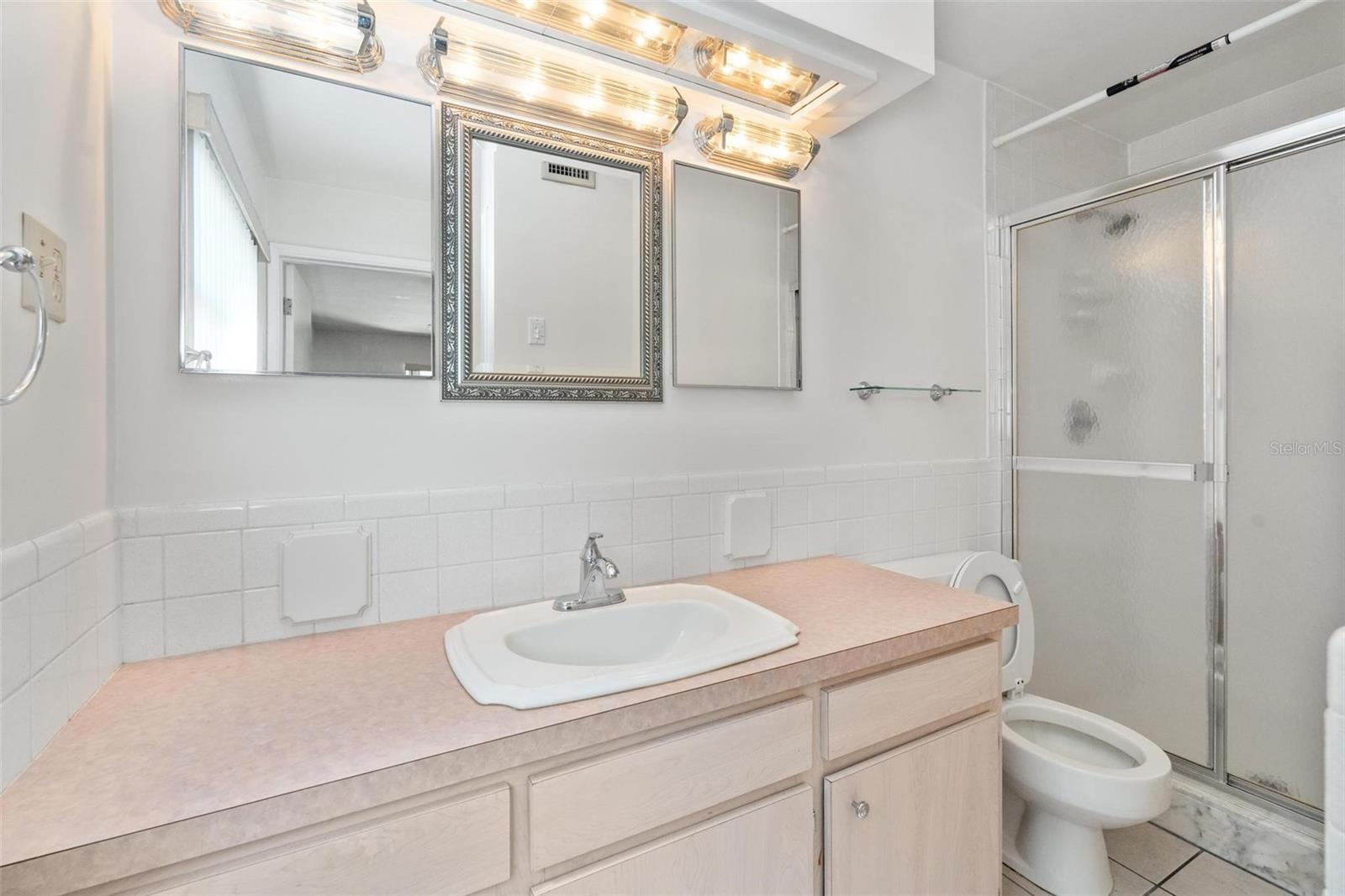 1353 VIEWTOP DR, CLEARWATER, FL, 33764