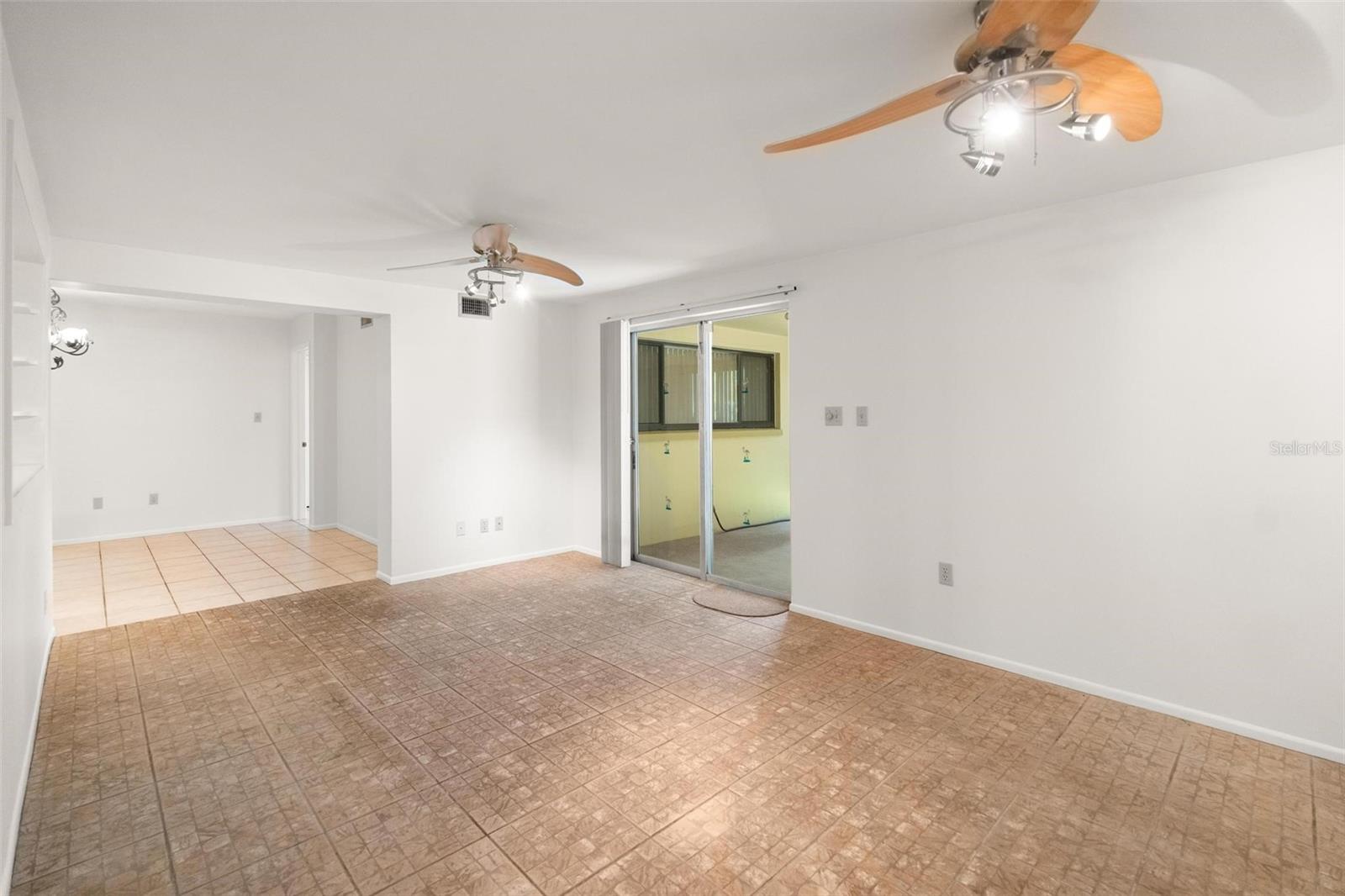 1353 VIEWTOP DR, CLEARWATER, FL, 33764