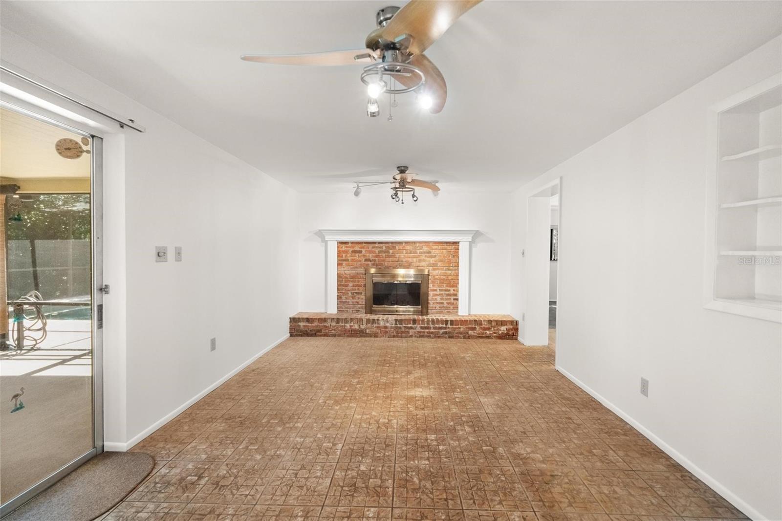 1353 VIEWTOP DR, CLEARWATER, FL, 33764