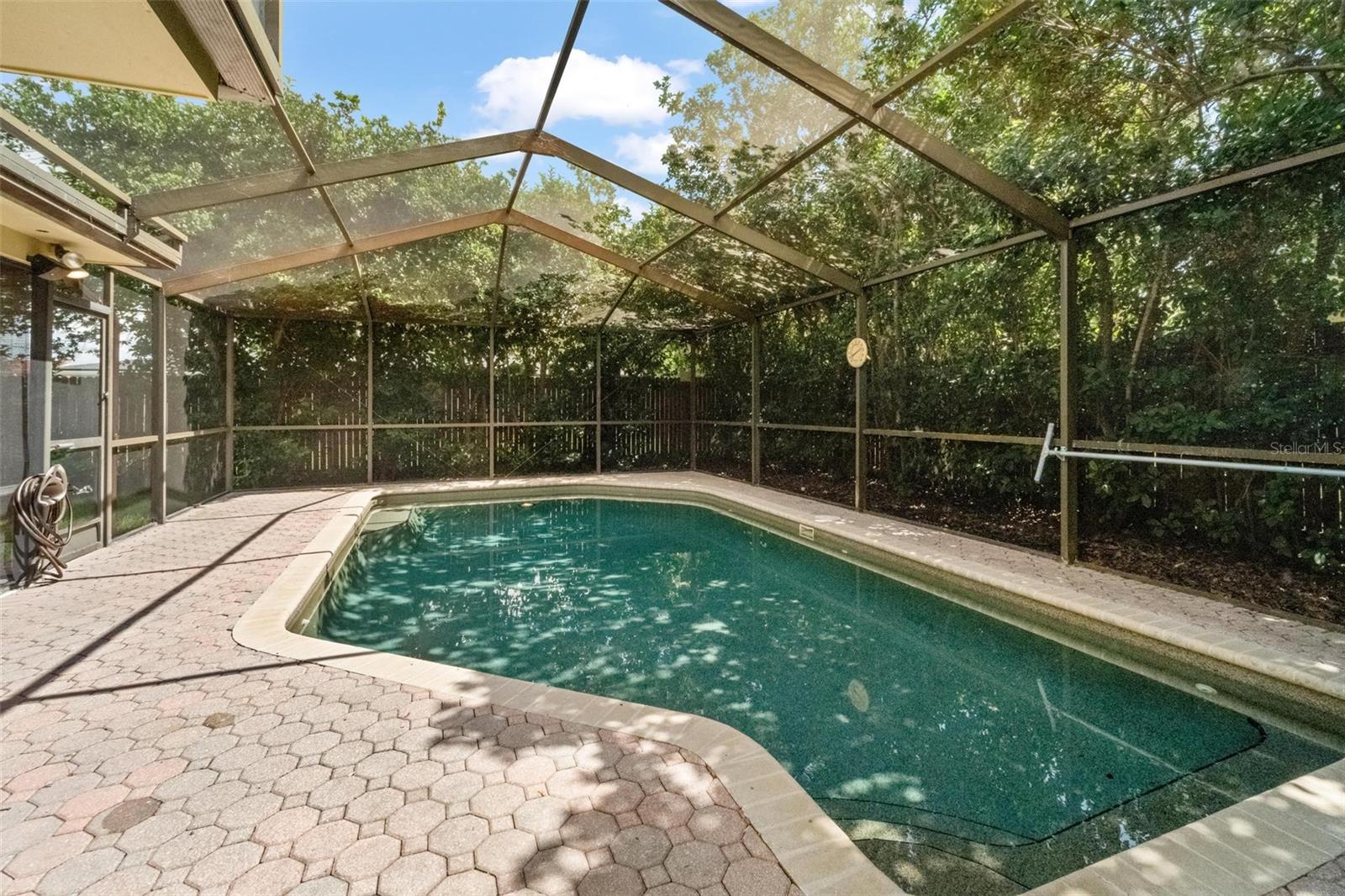 1353 VIEWTOP DR, CLEARWATER, FL, 33764