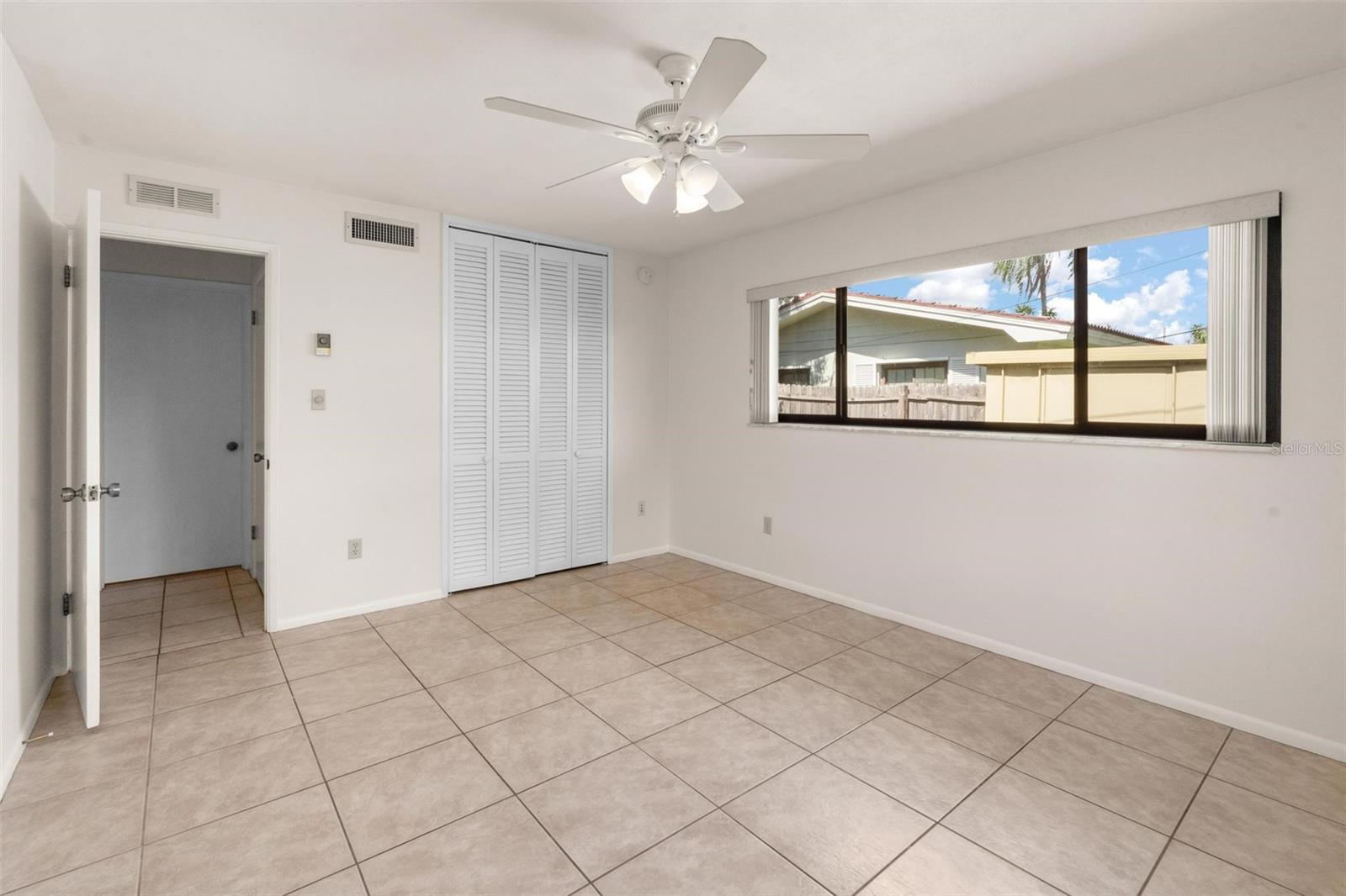 1353 VIEWTOP DR, CLEARWATER, FL, 33764