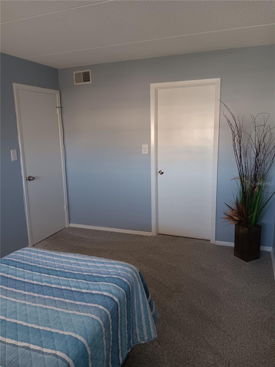 TB8416722 Property Photo