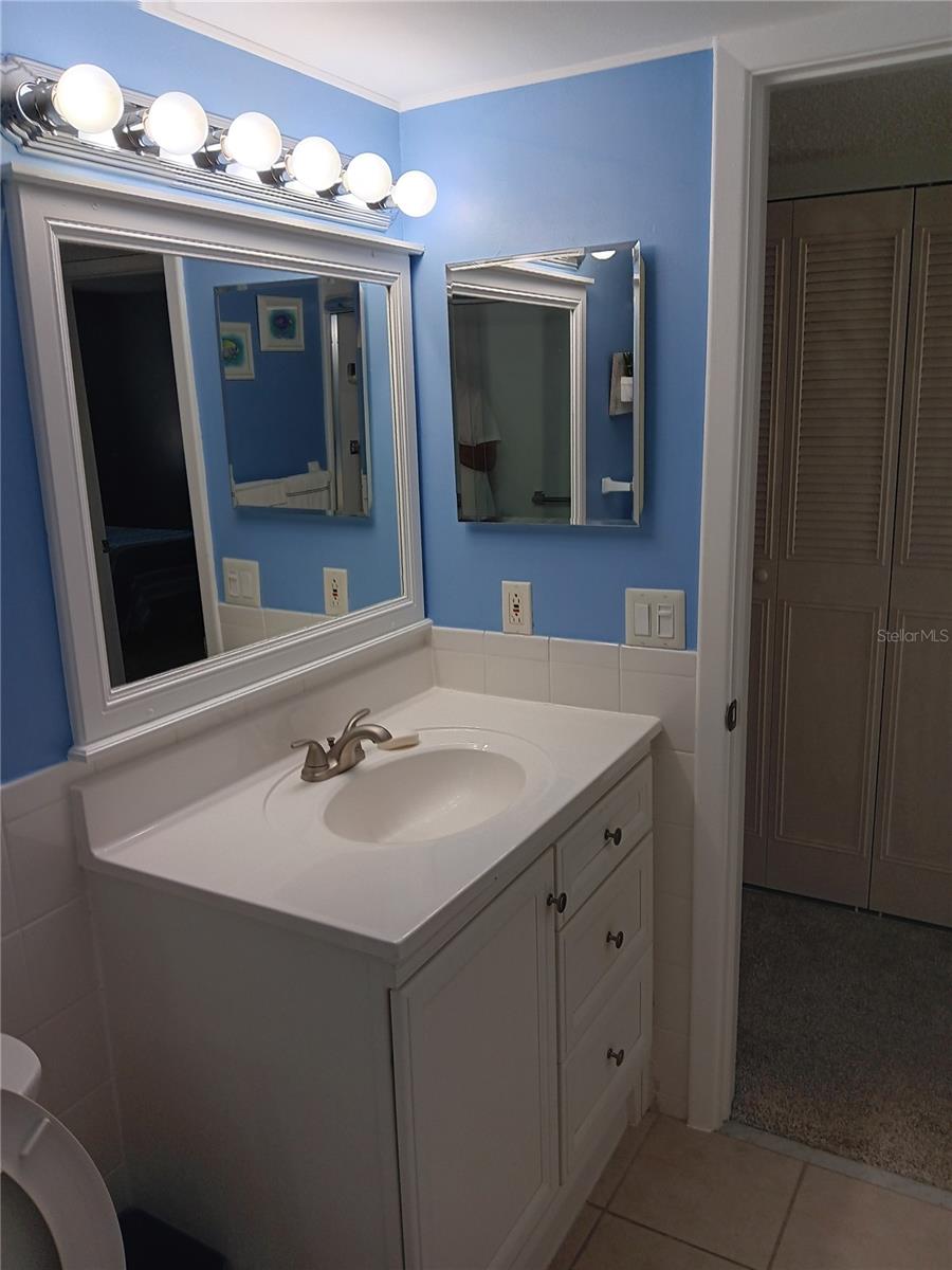 TB8416722 Property Photo