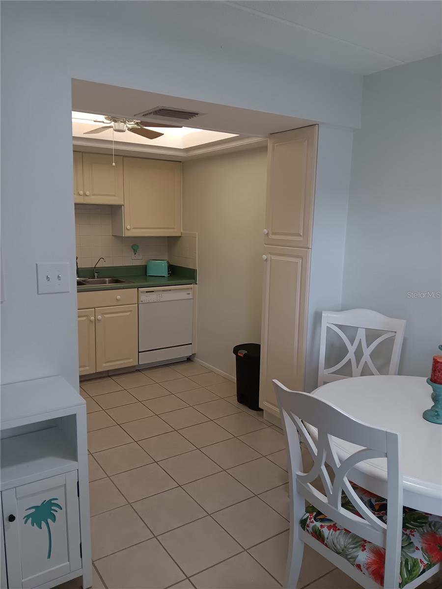 TB8416722 Property Photo