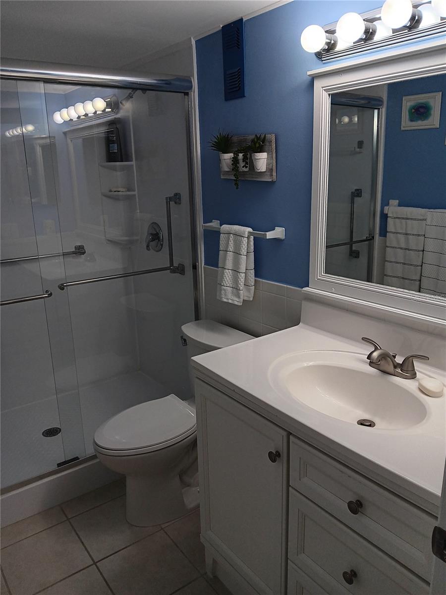 TB8416722 Property Photo