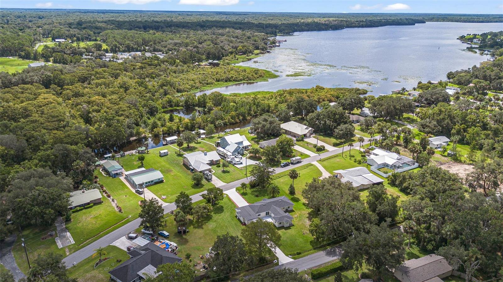 1518 LAKESIDE DR, DELAND, FL, 32720