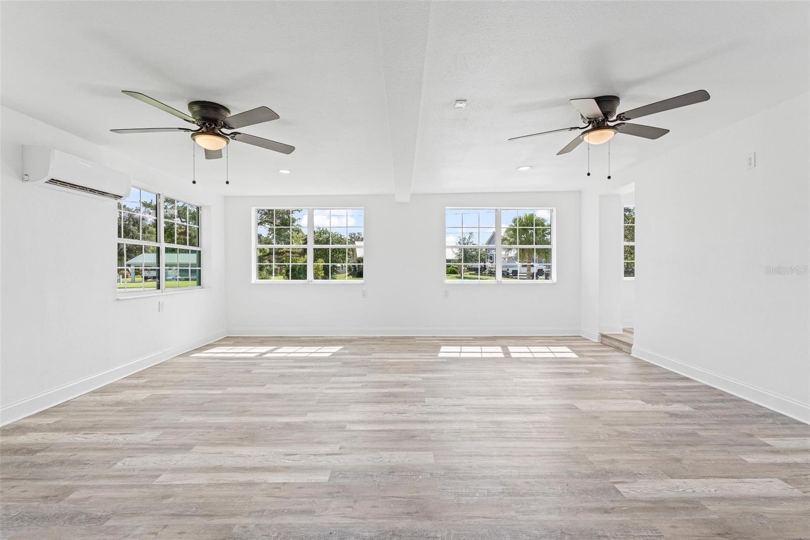 1518 LAKESIDE DR, DELAND, FL, 32720