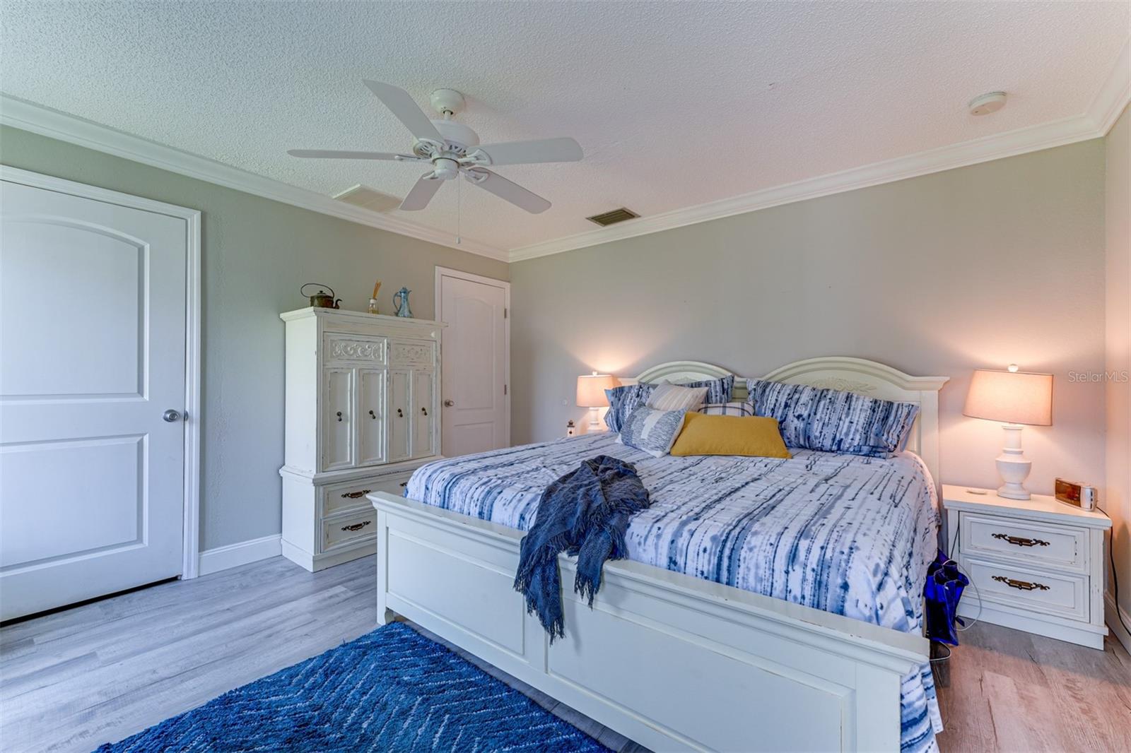 A4661852 Property Photo
