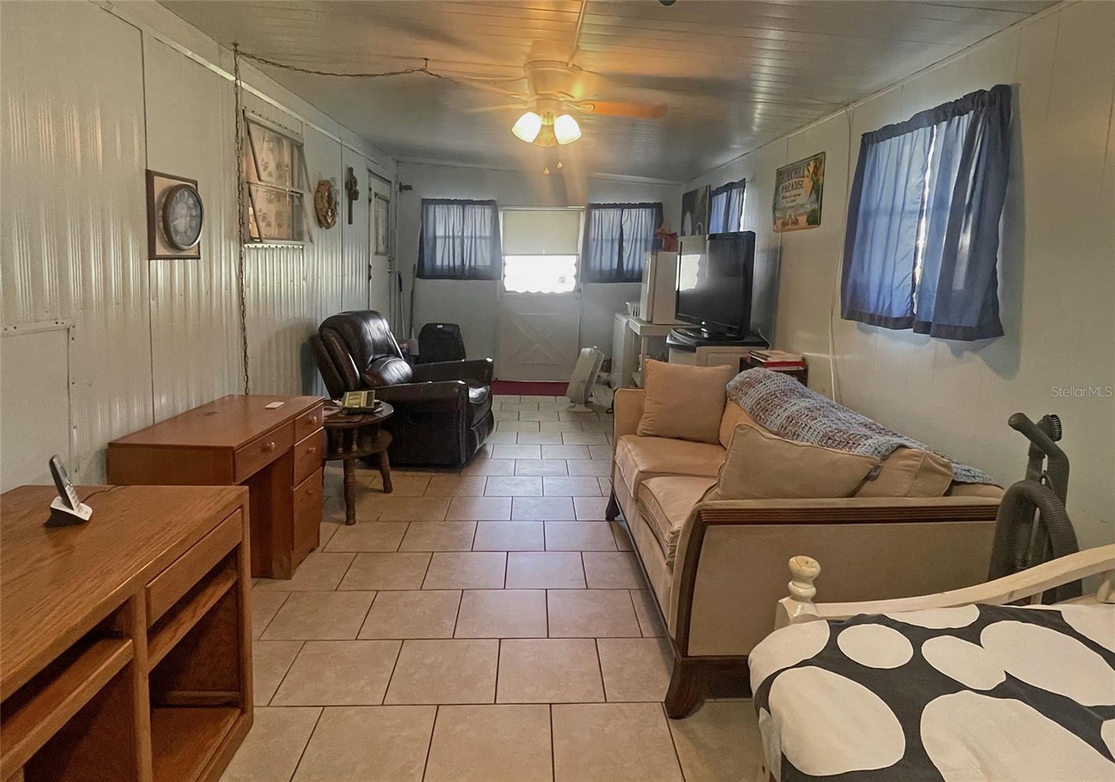 O6335293 Property Photo