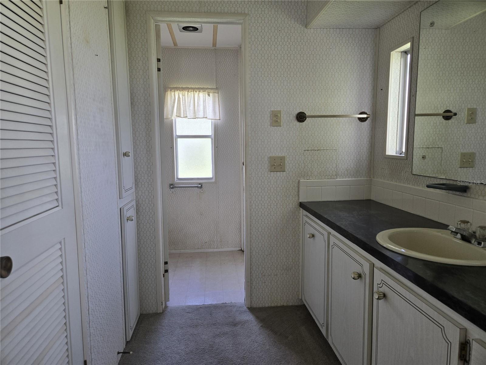 O6335307 Property Photo