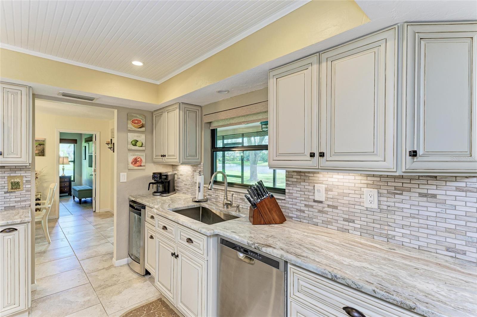 A4661878 Property Photo