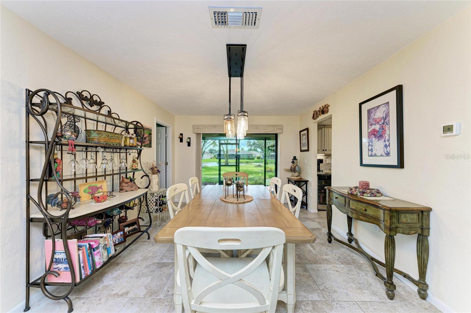 A4661878 Property Photo