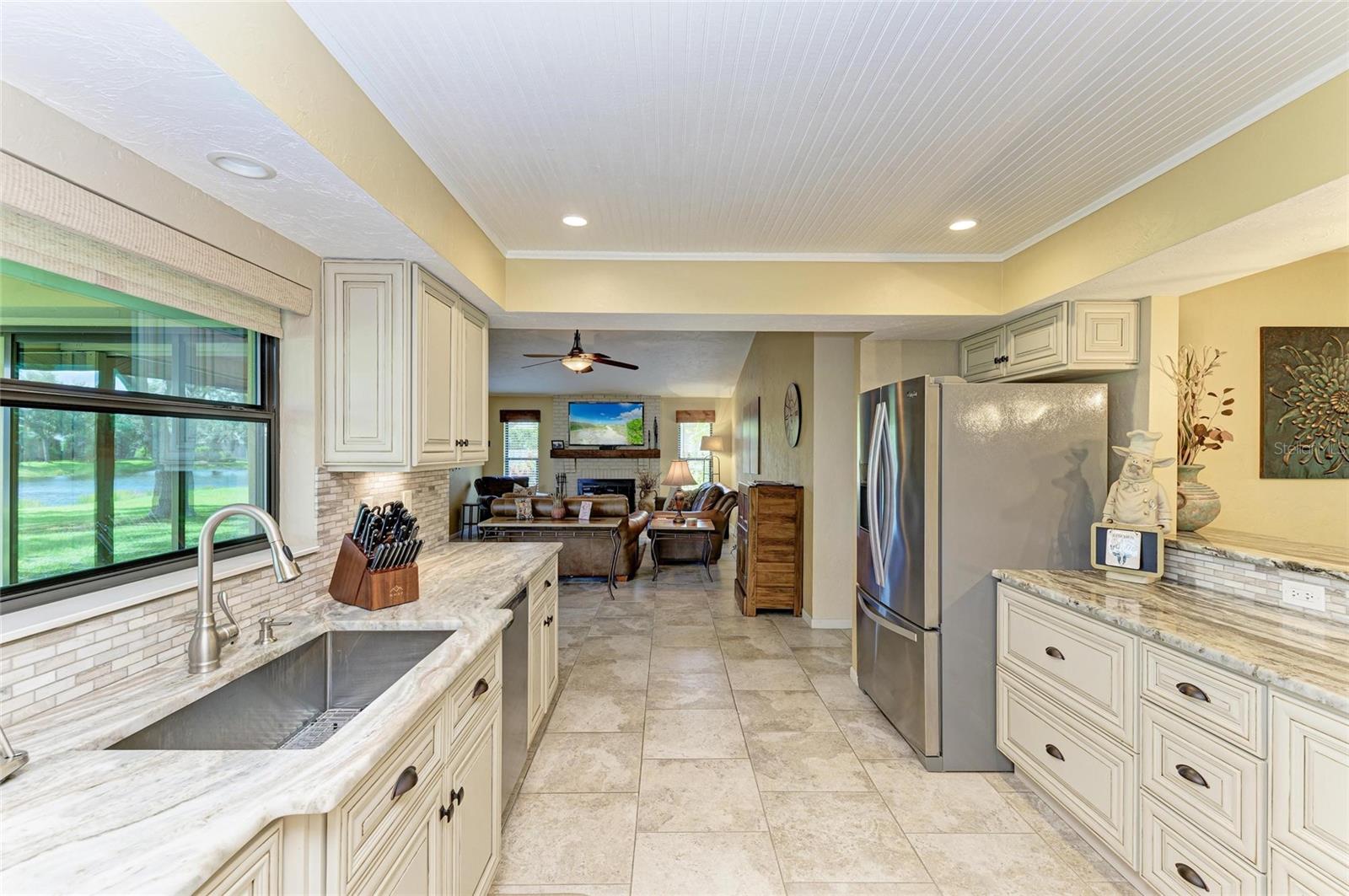 A4661878 Property Photo