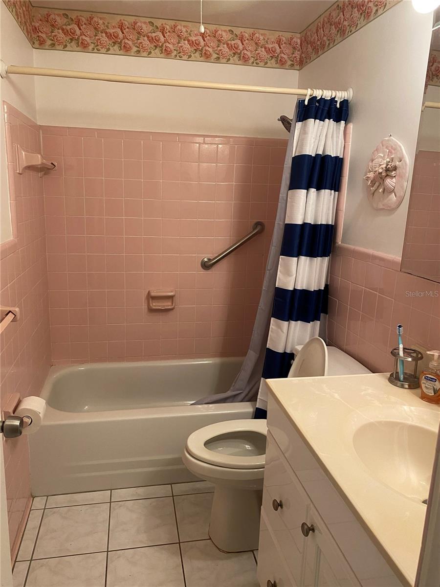 TB8416945 Property Photo