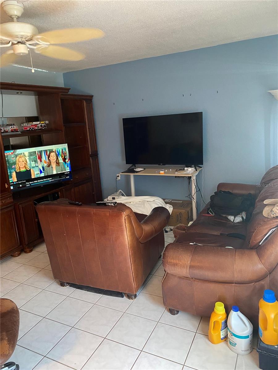 TB8416945 Property Photo