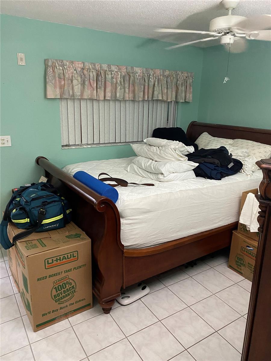 TB8416945 Property Photo