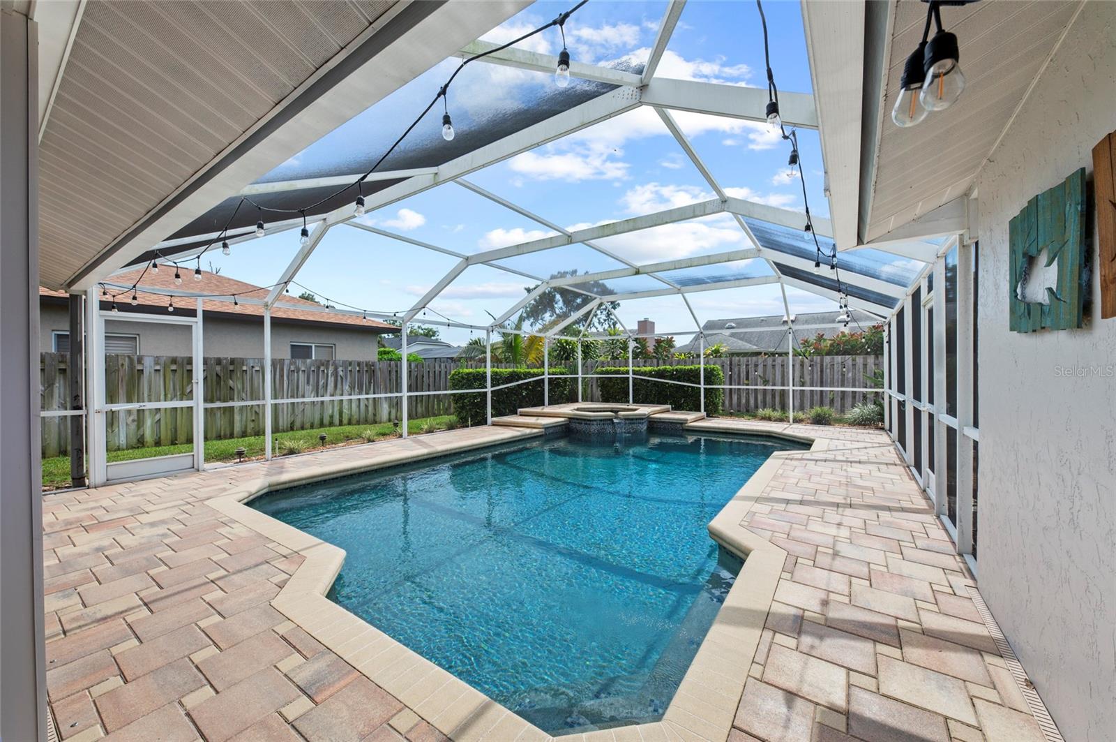 A4661889 Property Photo