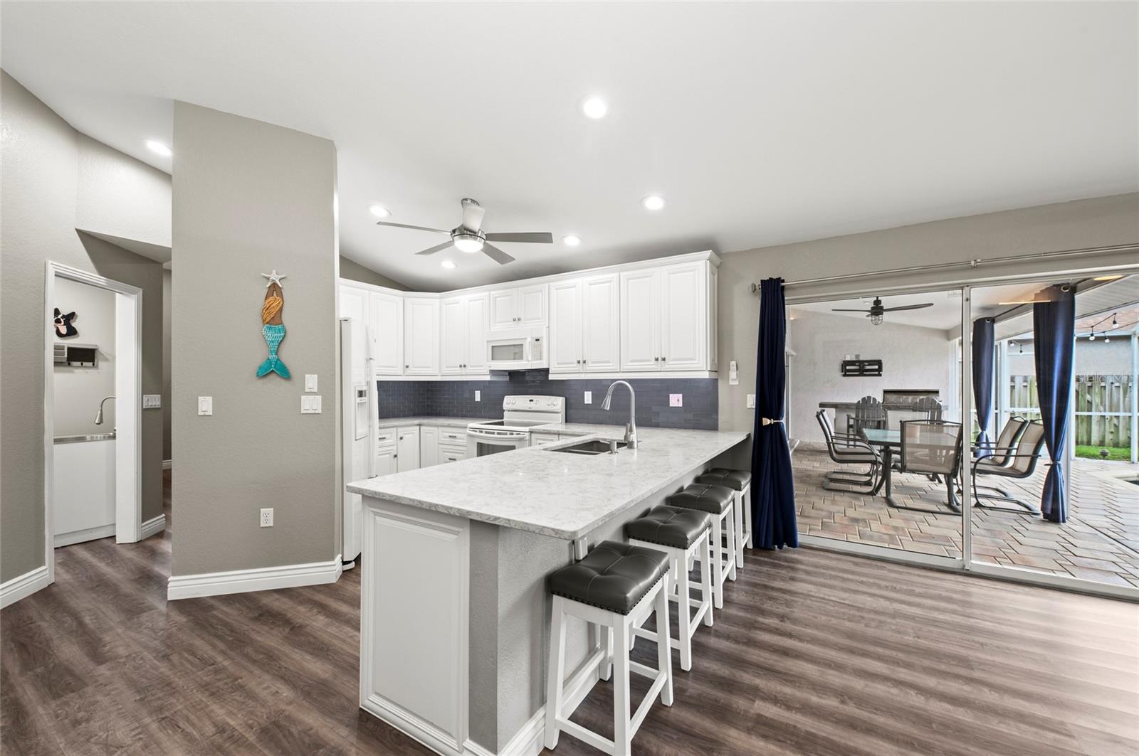 A4661889 Property Photo