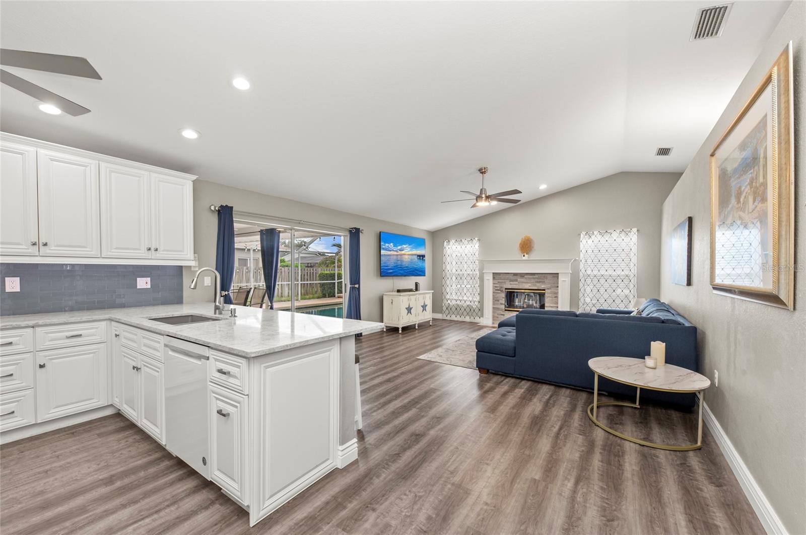 A4661889 Property Photo
