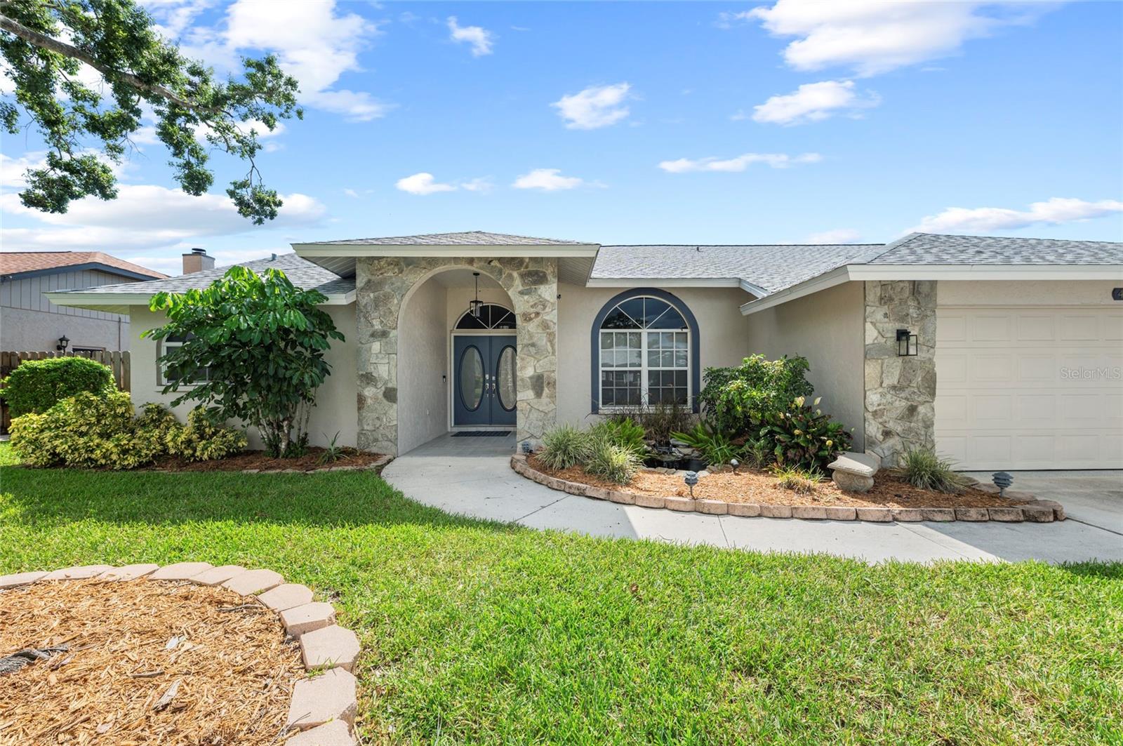 A4661889 Property Photo