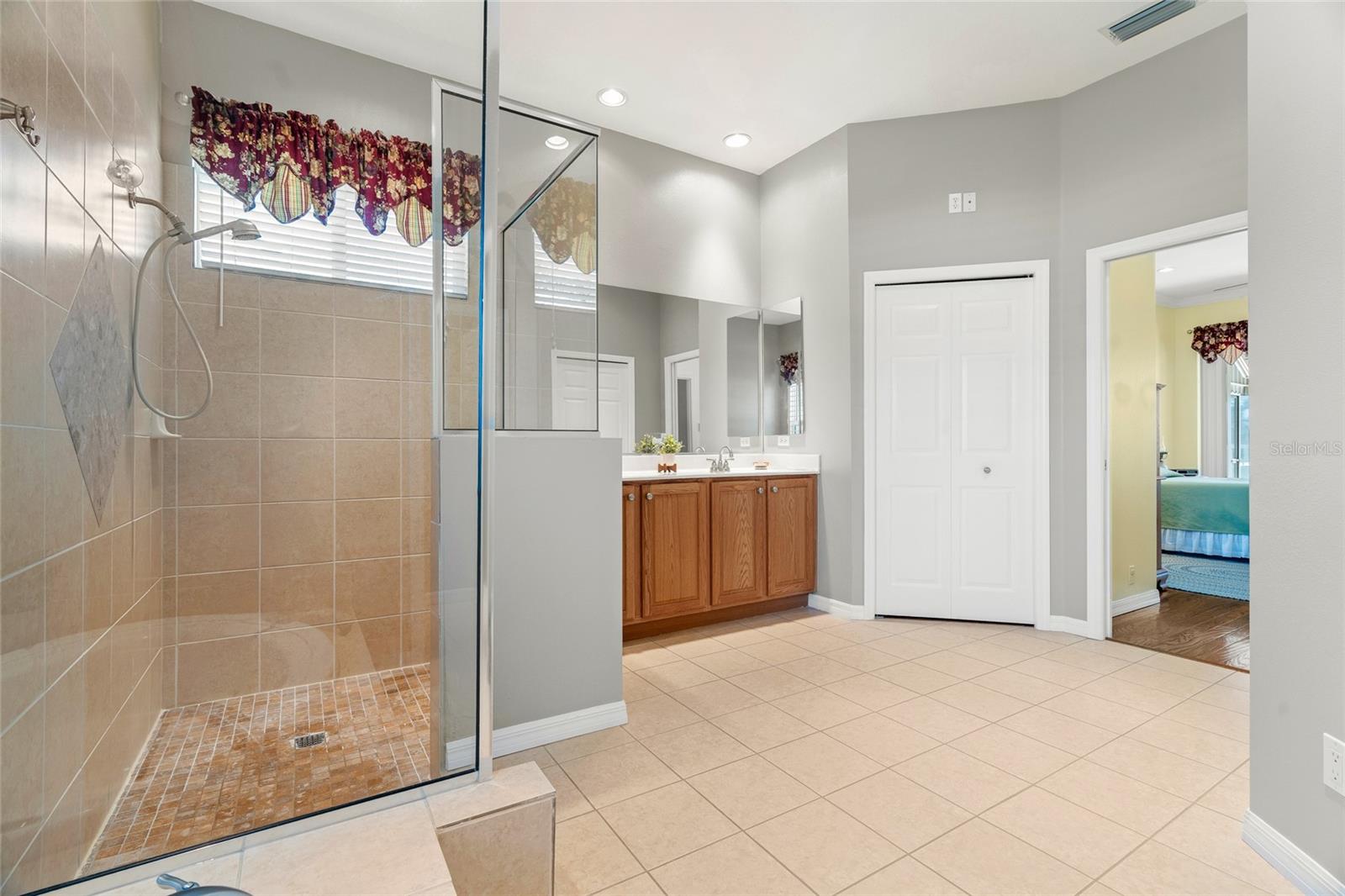 A4661906 Property Photo