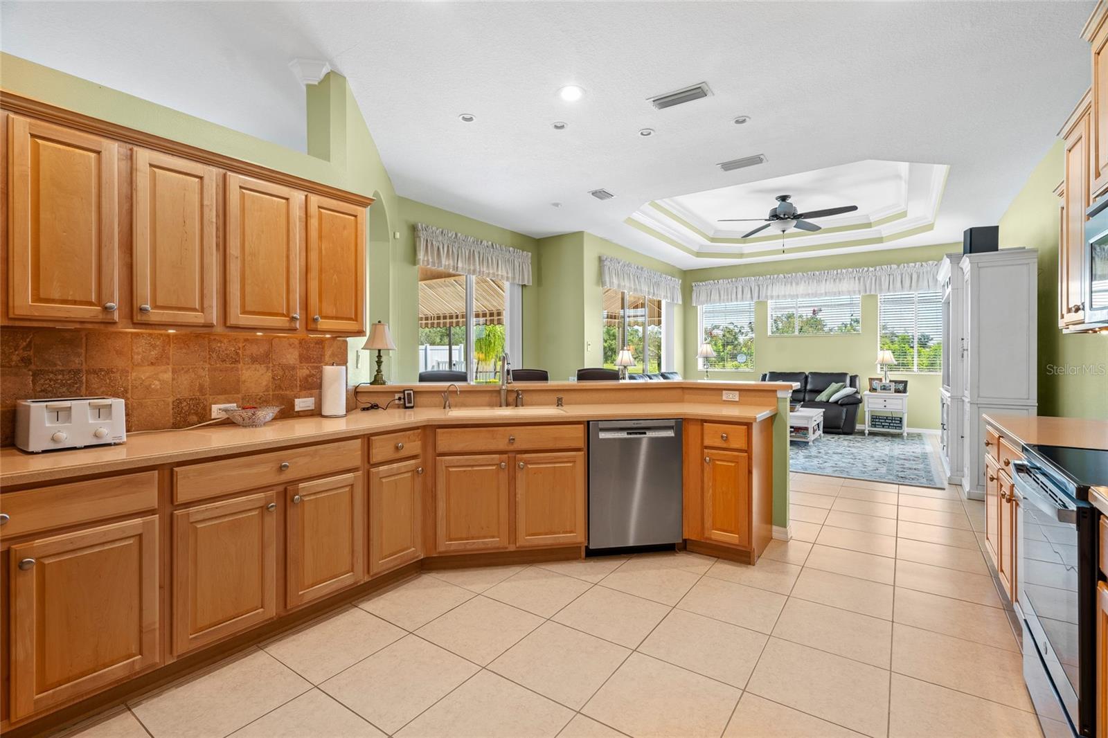 A4661906 Property Photo