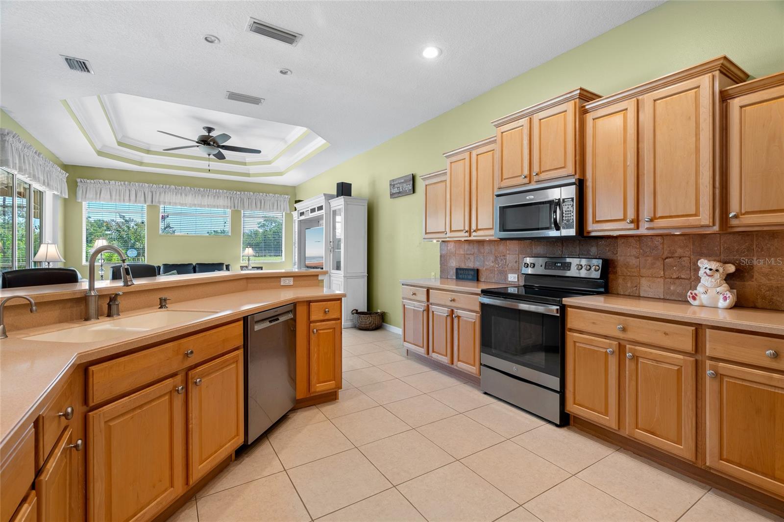 A4661906 Property Photo