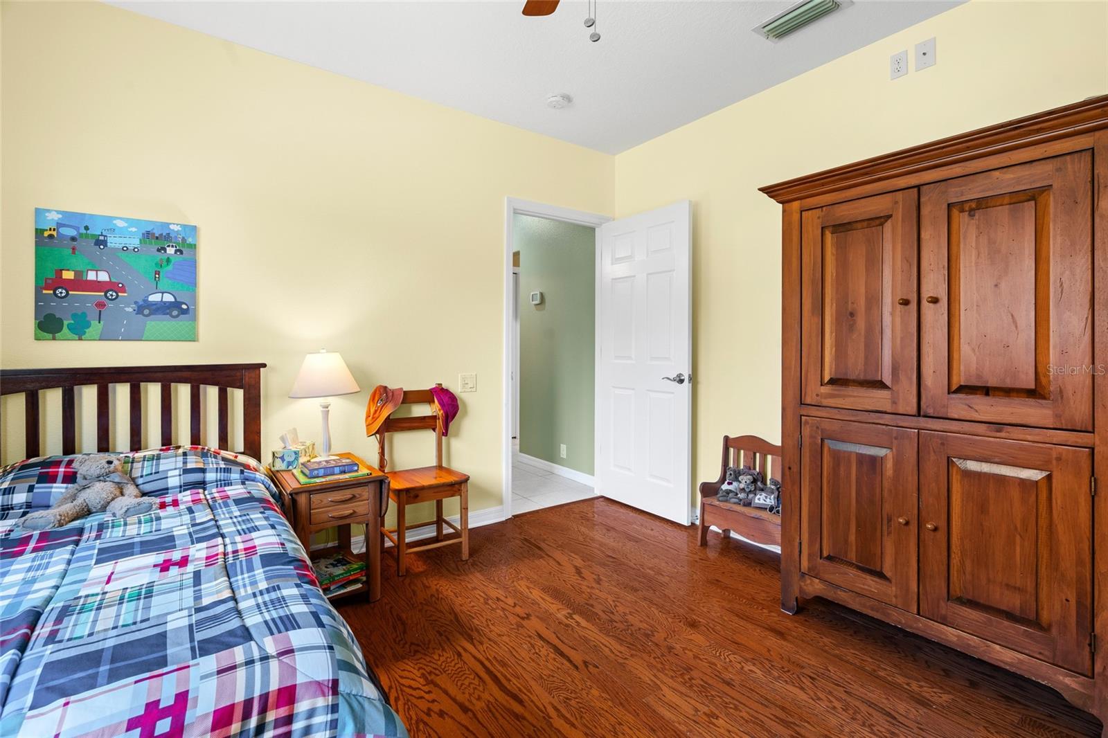 A4661906 Property Photo