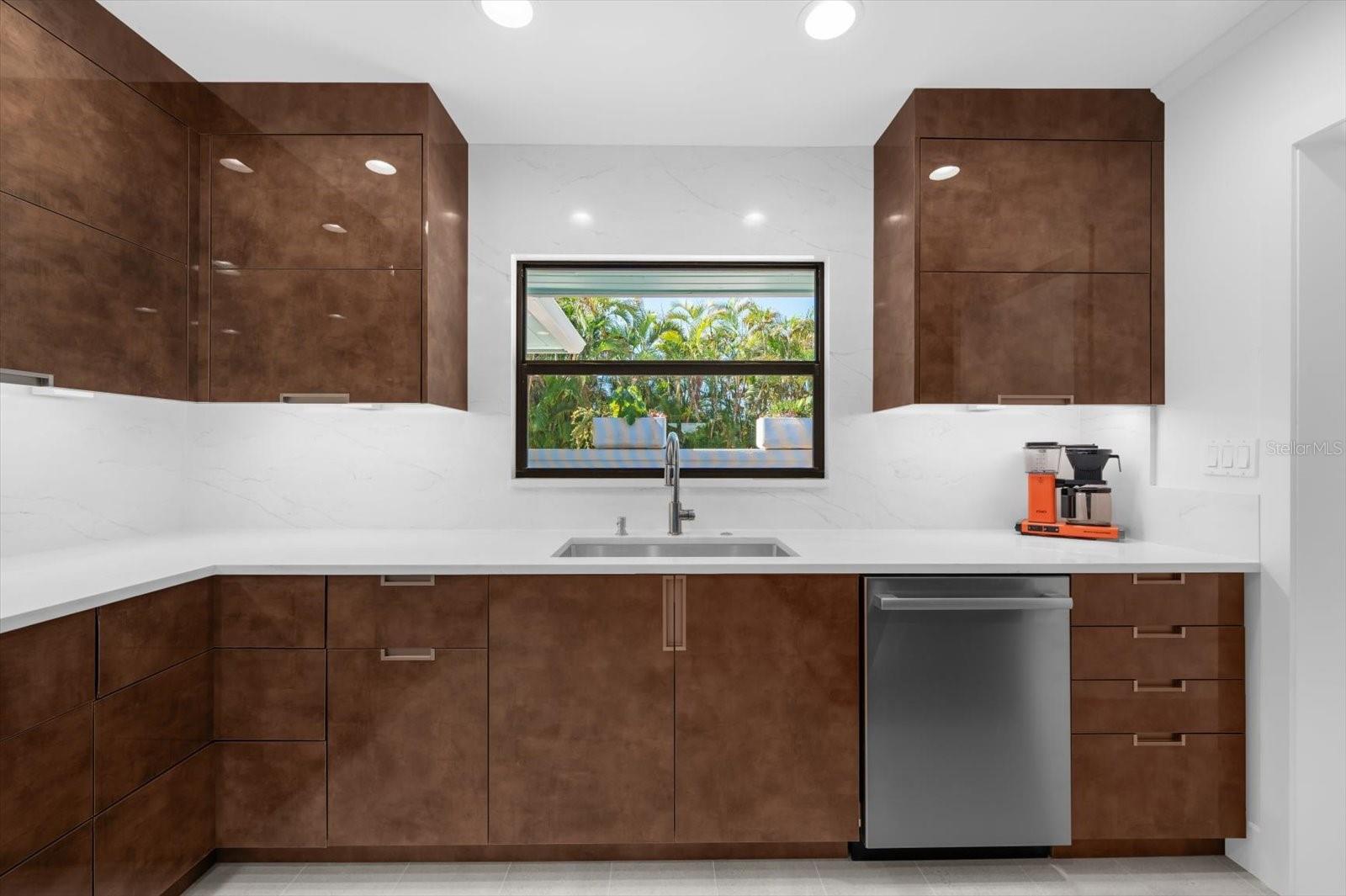 531 72ND ST, HOLMES BEACH, FL, 34217