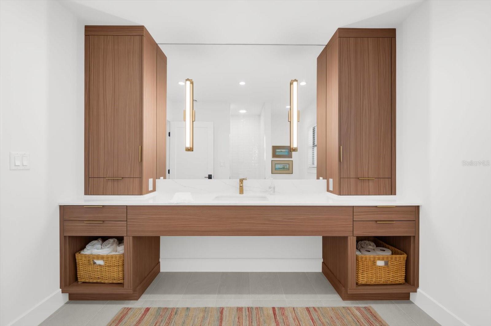 531 72ND ST, HOLMES BEACH, FL, 34217