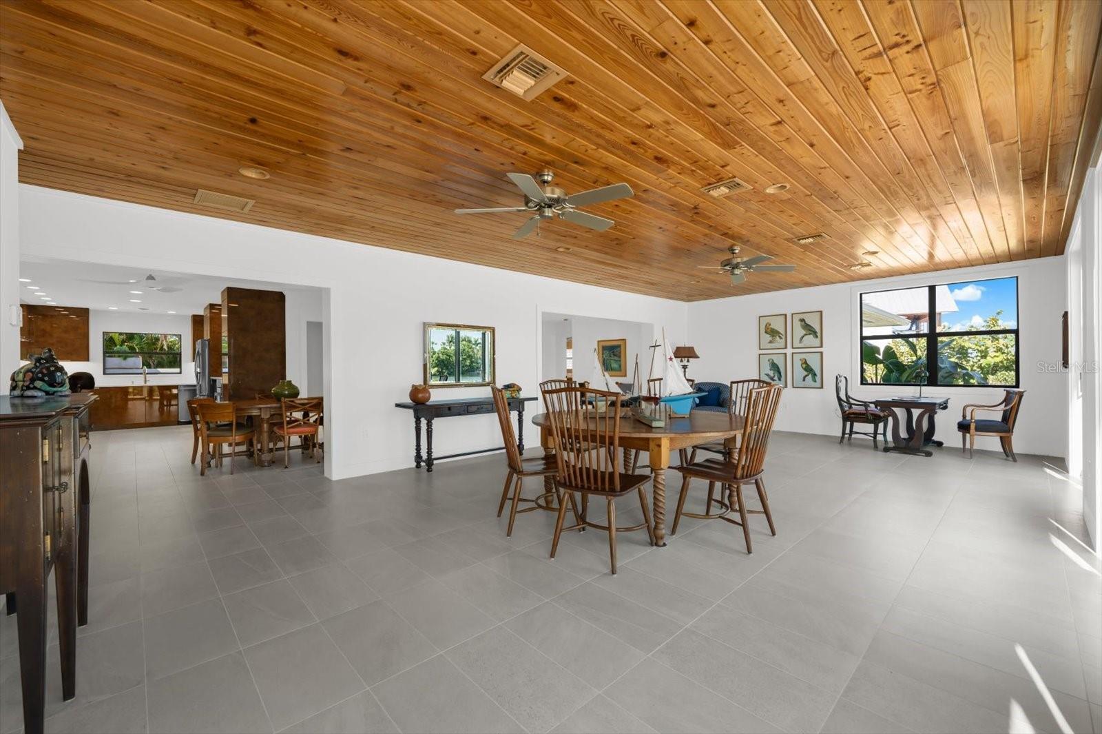 531 72ND ST, HOLMES BEACH, FL, 34217