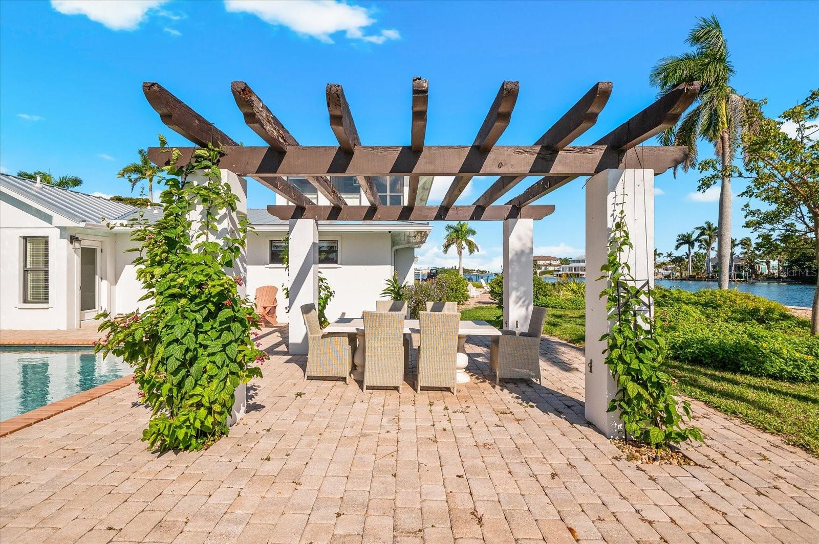 531 72ND ST, HOLMES BEACH, FL, 34217