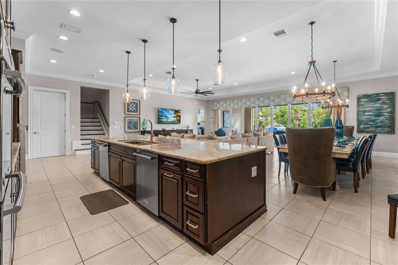 O6335478 Property Photo