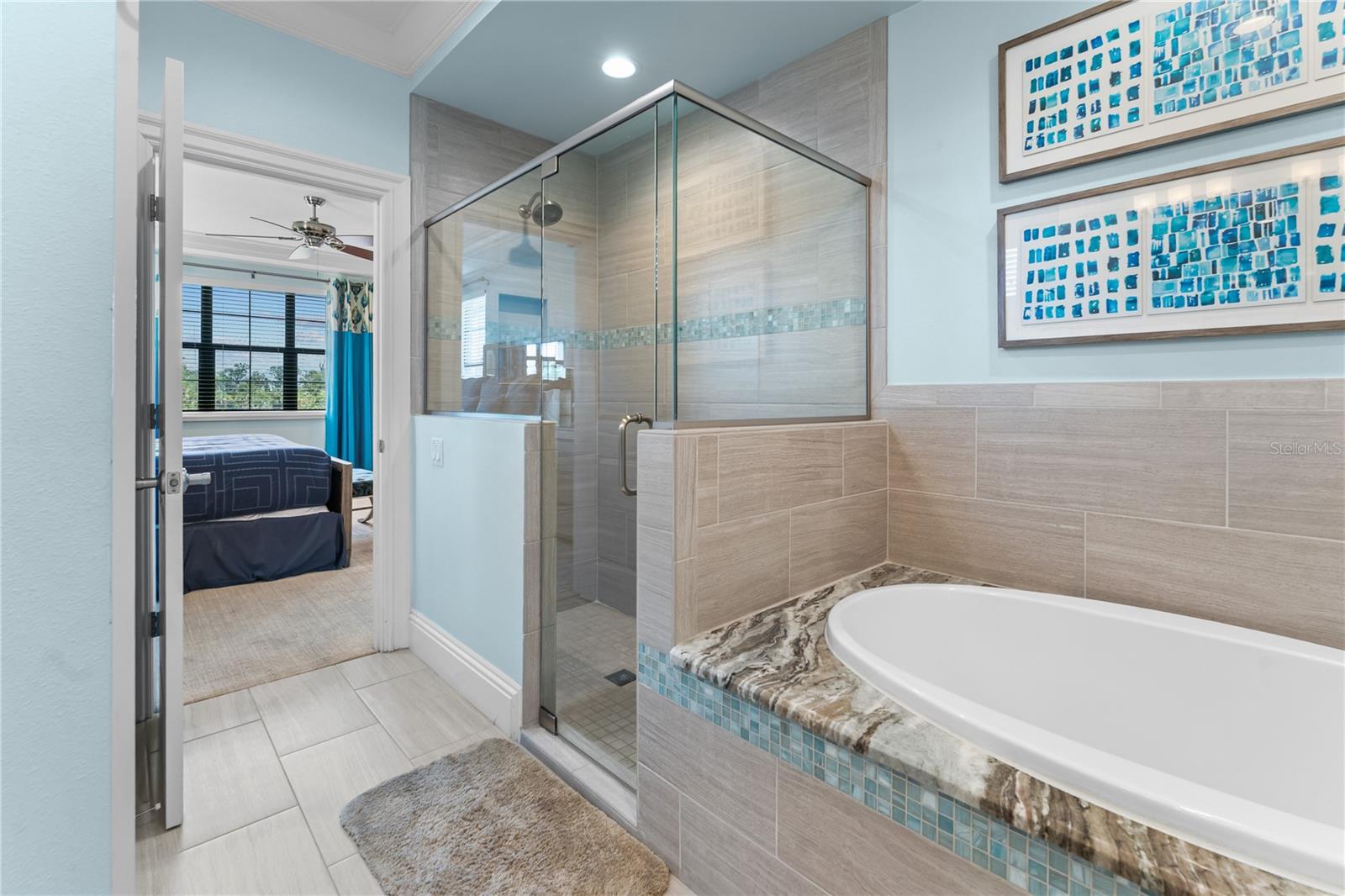 O6335478 Property Photo