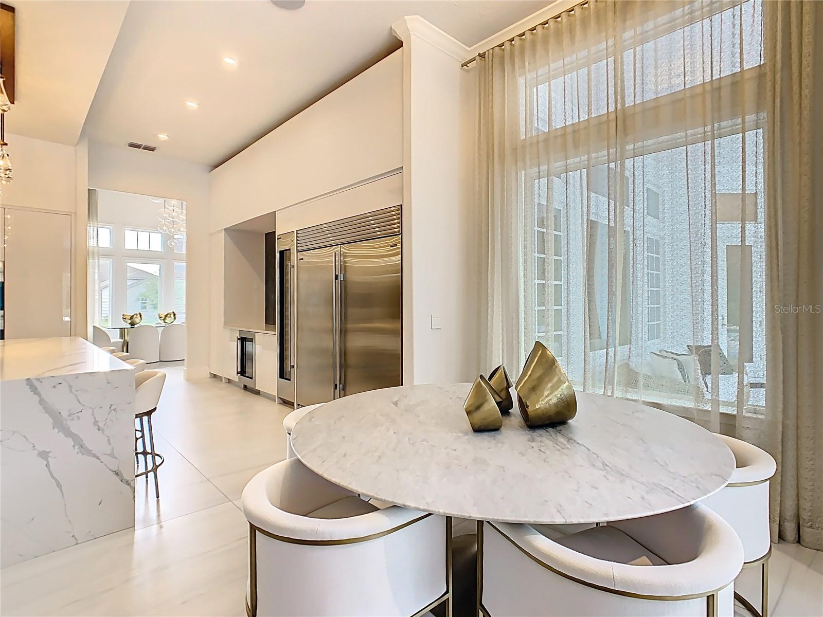 O6335502 Property Photo