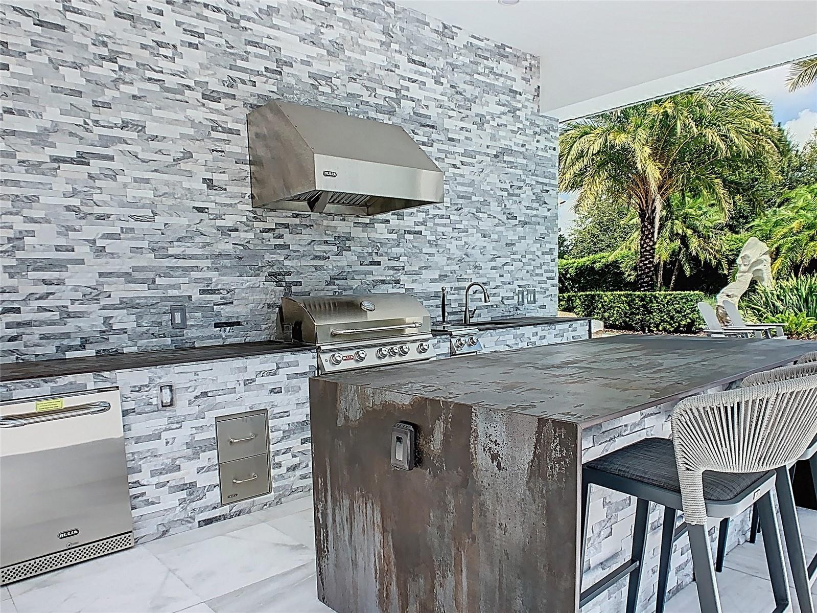 O6335502 Property Photo