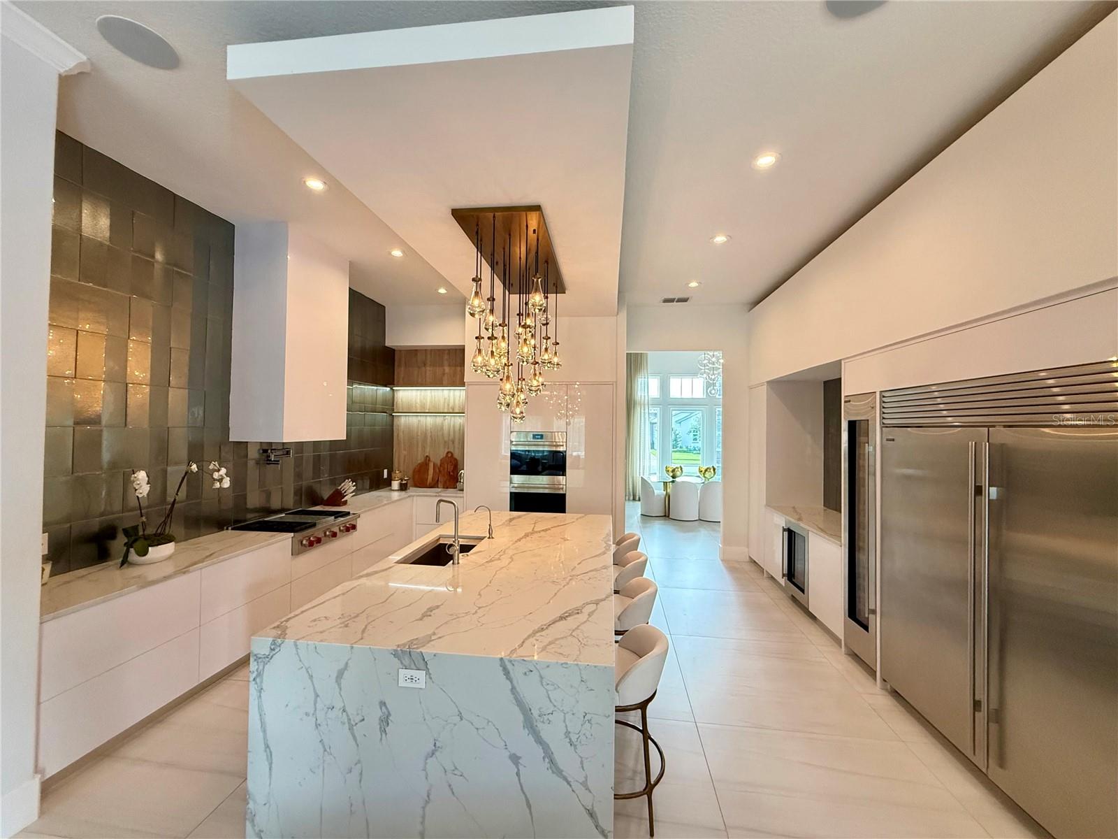 O6335502 Property Photo