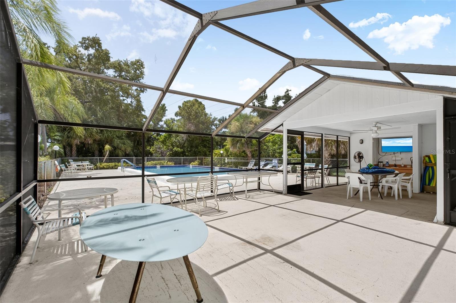 A4661943 Property Photo