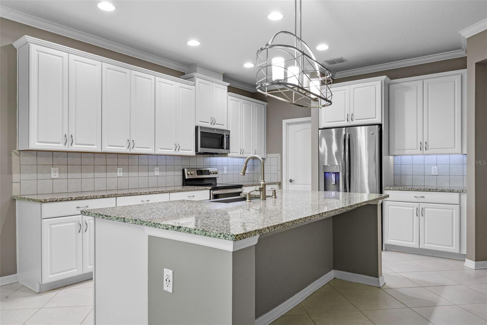 2530 DOMENICO PAUL WAY, ORLANDO, FL, 32810